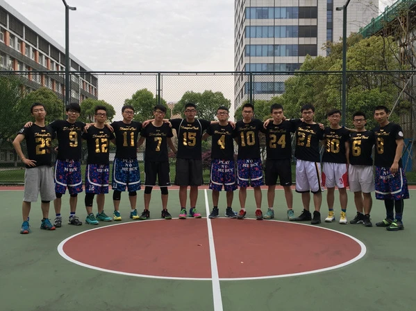 女性篮球运动员参加锦标赛的机会_2